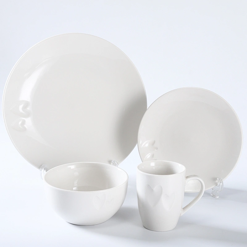 EMBOSSED DINNER SET