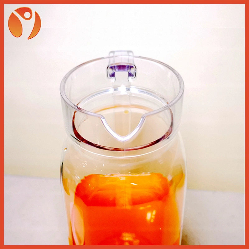 CLEAR PITCHER/WATER CARAFES
