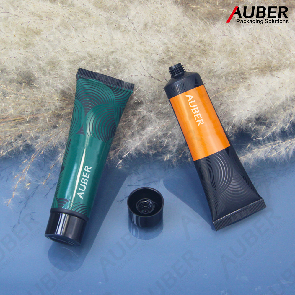 Plastic Squeeze Tube with Full Page Silk Screen Printing