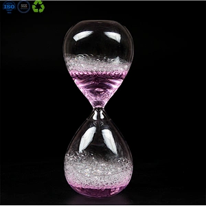 Foating liquid hourglass