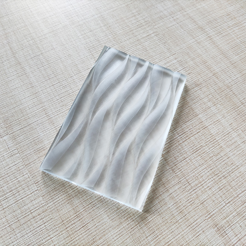 Custom patterned reeded fluted tempered glass for decoration and privacy protect