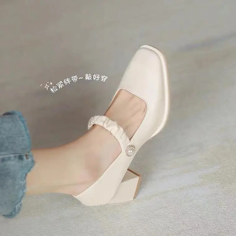 Fairy wind Pearl Square Head retro Mary Jane shoes women's low heel shallow mouth flat sole shoes thick heel gentle wind evening shoes
