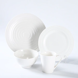 EMBOSSED DINNER SET