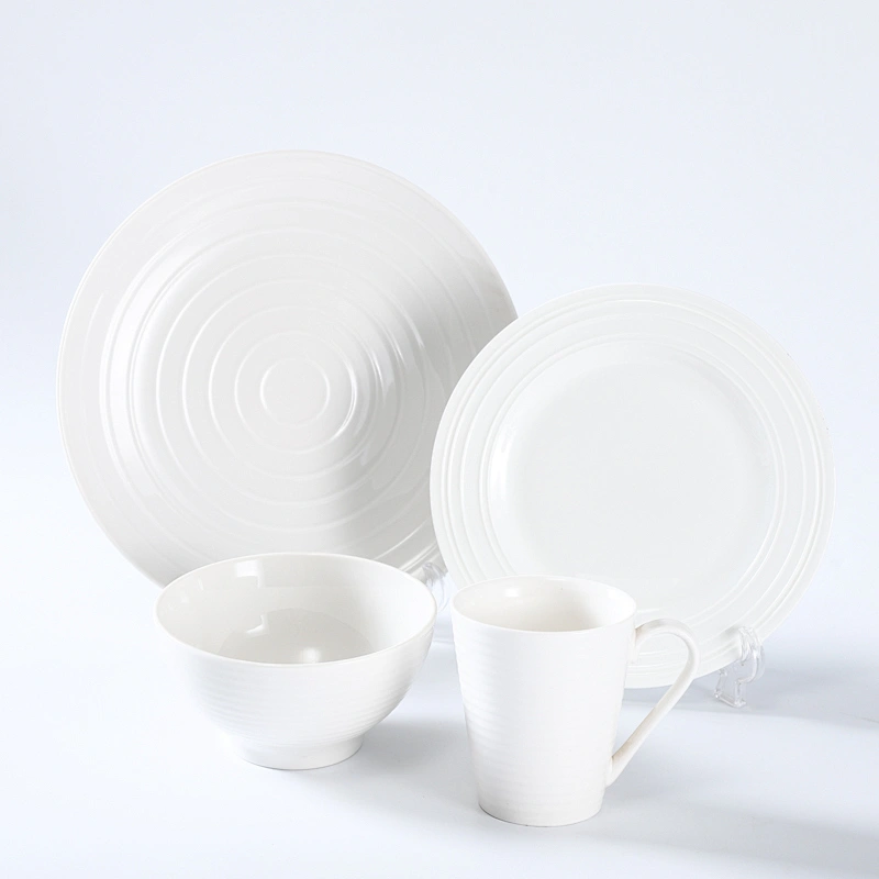EMBOSSED DINNER SET