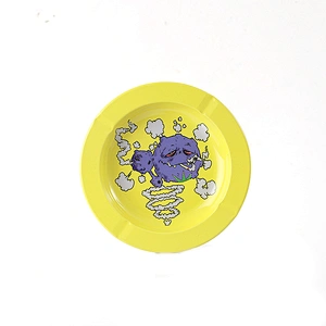 2021 metal popular character design tin custom-made logo outdoor ashtray