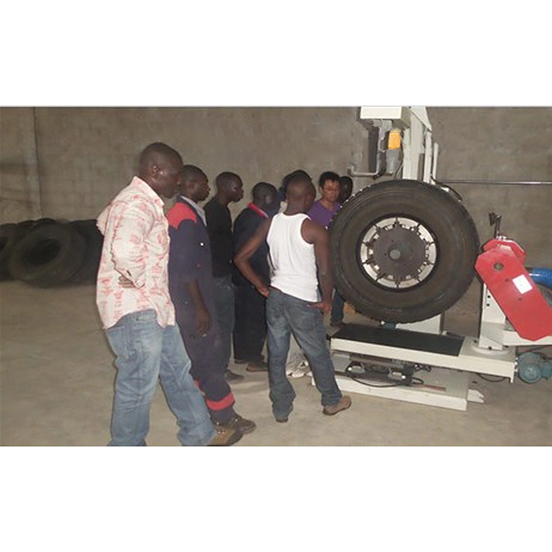 Inflatable buffing machine for large tires