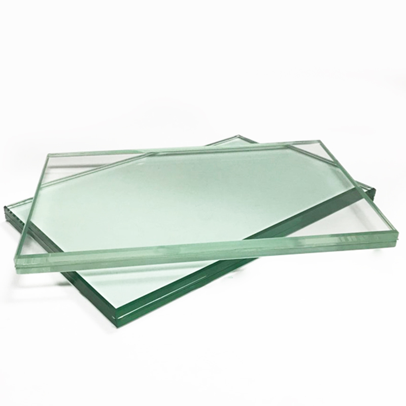 17,52 mm 8 + 1,52 + 8 mm 88,4 bezbarwne hartowane szkło laminowane PVB