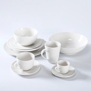 EMBOSSED DINNER SET