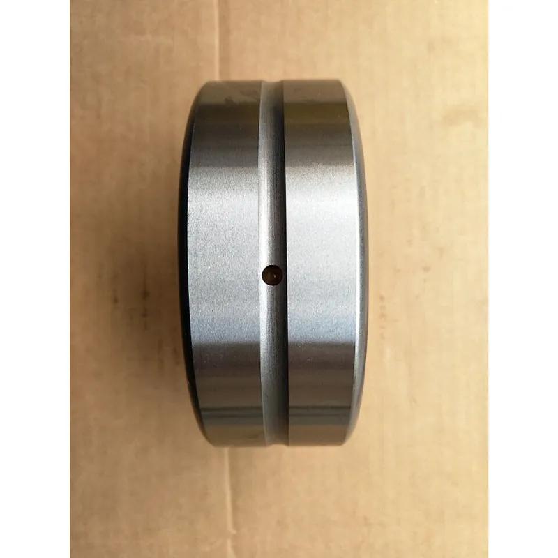 Radial cylindrical roller bearings. Needle roller bearings. Complete. (70X110X40).
