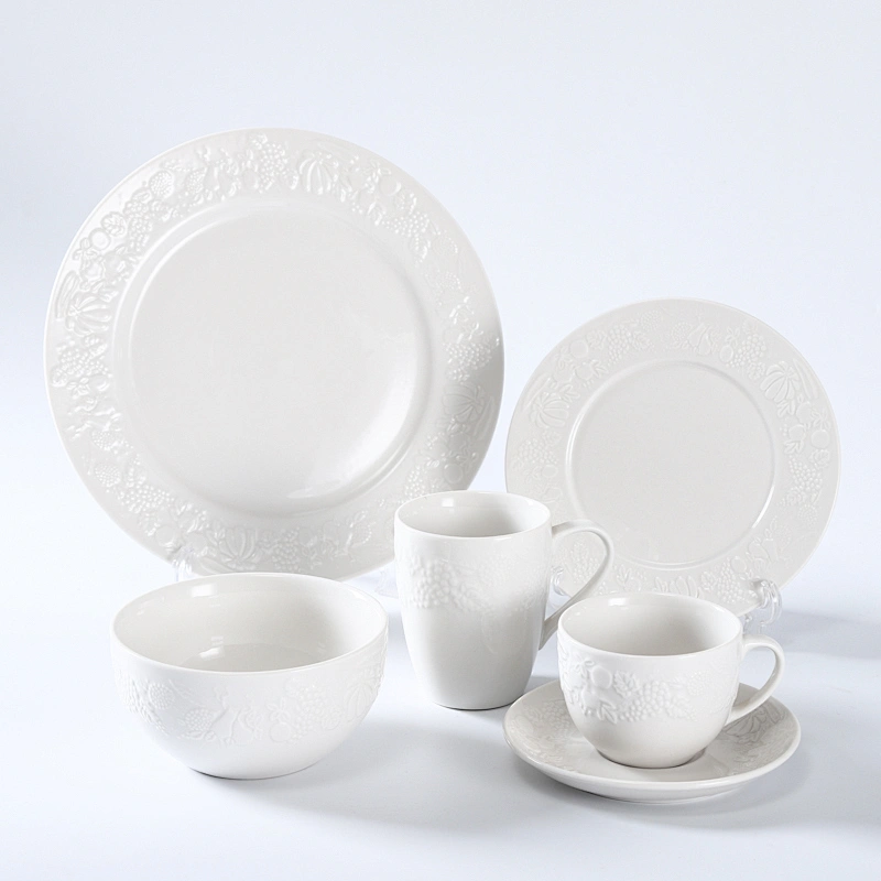 EMBOSSED DINNER SET