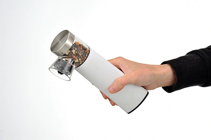 salt and pepper crusher