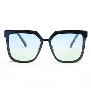 2021 Vintage Retro Style 8 Colors Big Square Crystal Gradient Feeling Full Rim Diamond Cut Sunglasses