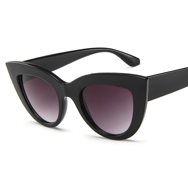 18004 Fashion Black Vintage Plastic Frames Women Cat Eye Sunglasses