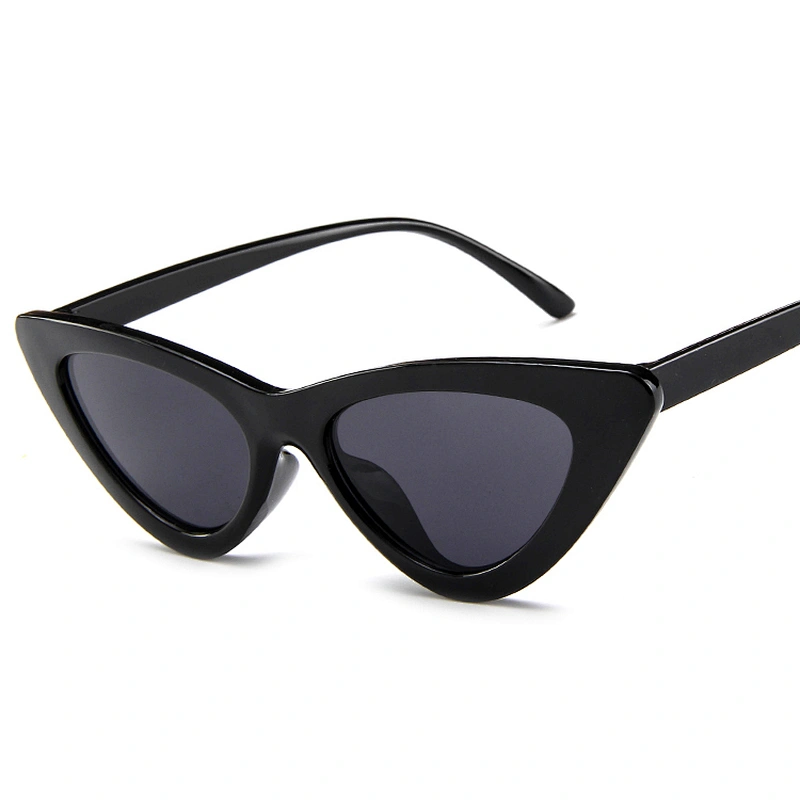 New arrivals 2021 women sunglasses 16 colors wholesale small fashion female triangle sunglasses custom logo