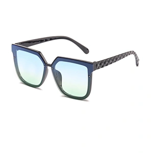 2021 Vintage Retro Style 8 Colors Big Square Crystal Gradient Feeling Full Rim Diamond Cut Sunglasses