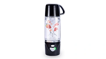 Small portable juicer
