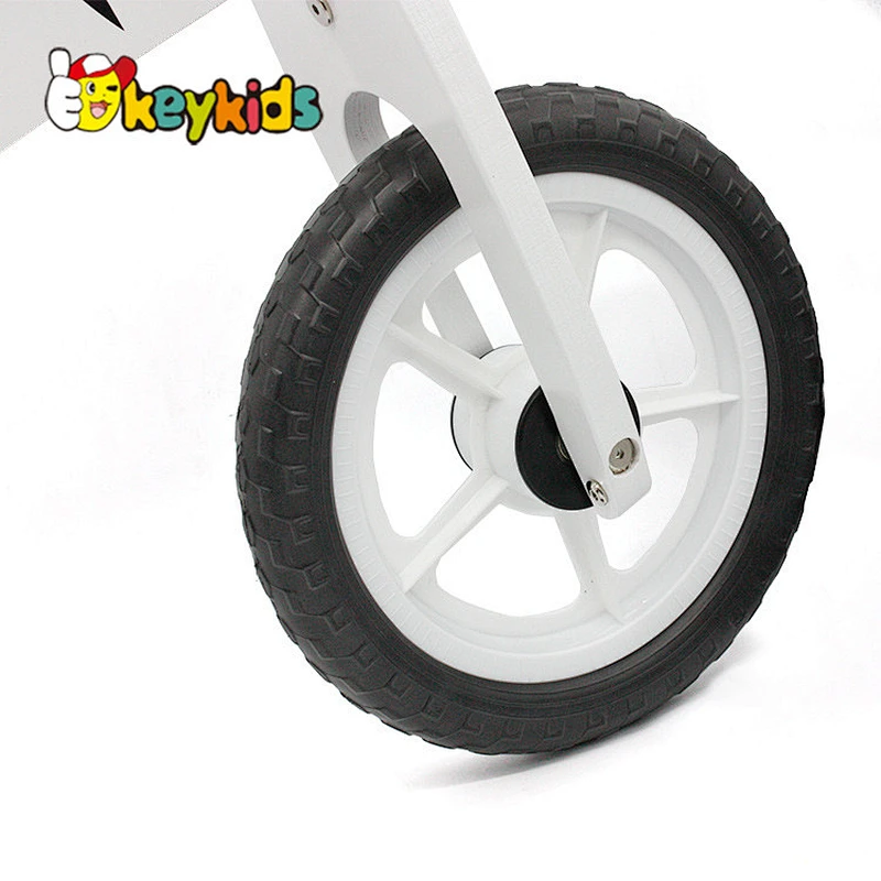 New design tiger shape wooden toddler bike no pedals for walking learning W16C204