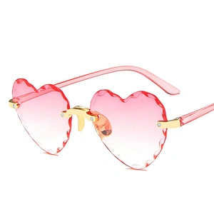 2021 Inventory Metal Love Gradient Shades Rimless Heart Glasses Shaped Sunglasses Women