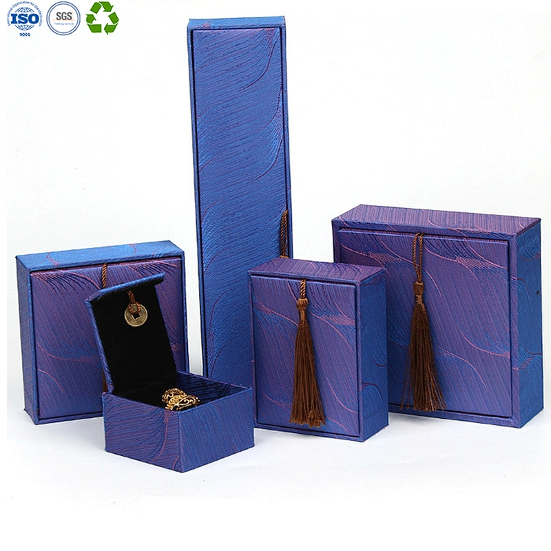 Chinese Style Vintage Linen Jewelry Box