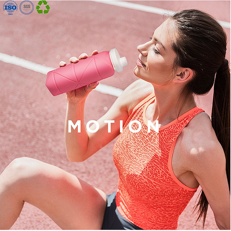 Silicone collapsible bottle