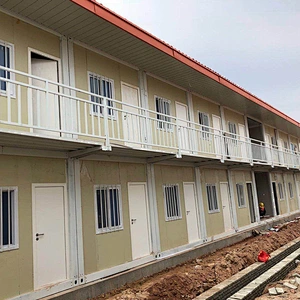 CE & ROHS Conjunto completo de lujo Mobile Modular Sandwich Panel Camp Living Box Casas de contenedores prefabricadas individuales