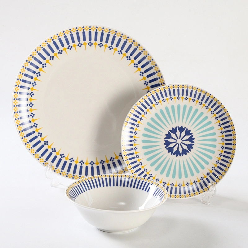 PORCELAINWARE DINNER SETS