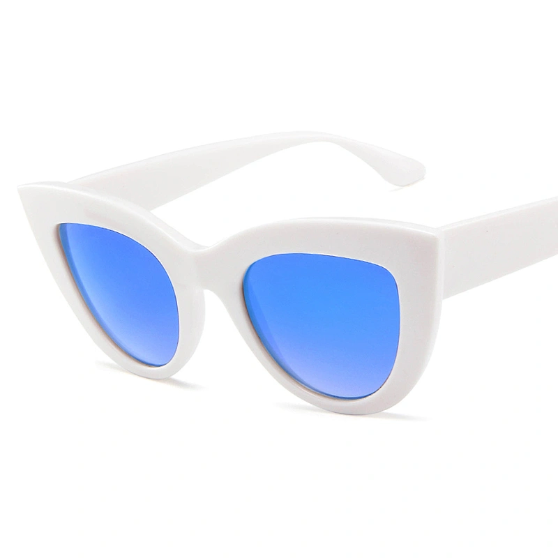 18004 Fashion Black Vintage Plastic Frames Women Cat Eye Sunglasses