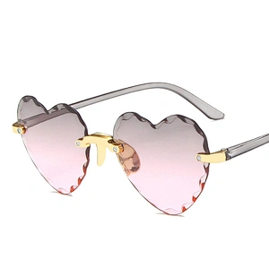 2021 Inventory Metal Love Gradient Shades Rimless Heart Glasses Shaped Sunglasses Women