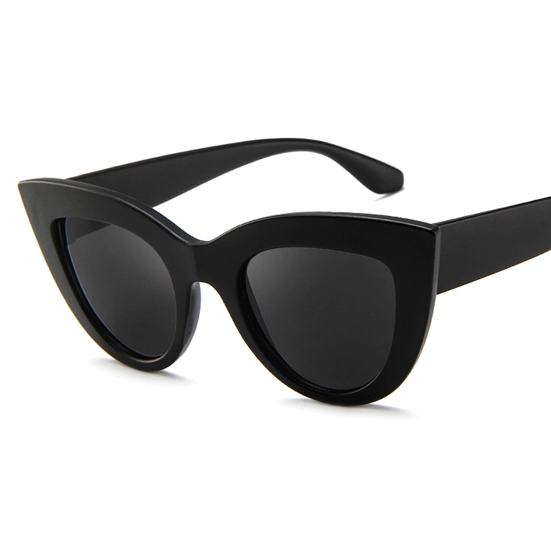 18004 Fashion Black Vintage Plastic Frames Women Cat Eye Sunglasses
