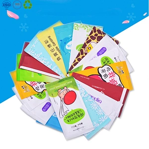 Cleaning non-woven wet wipes