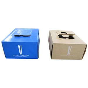 Big cake boxes and packaging
