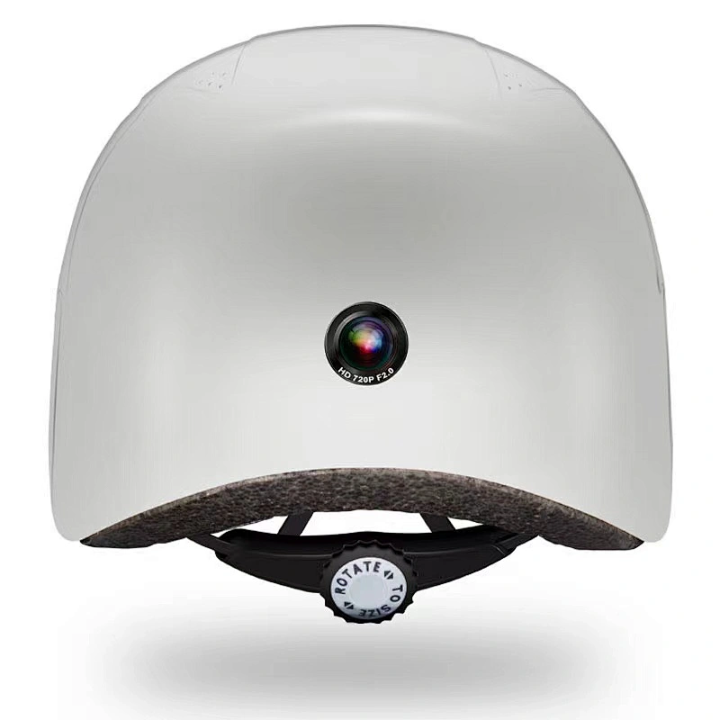 Helm mit doppeltem Objektiv