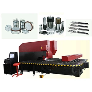 Coordinate punching machine