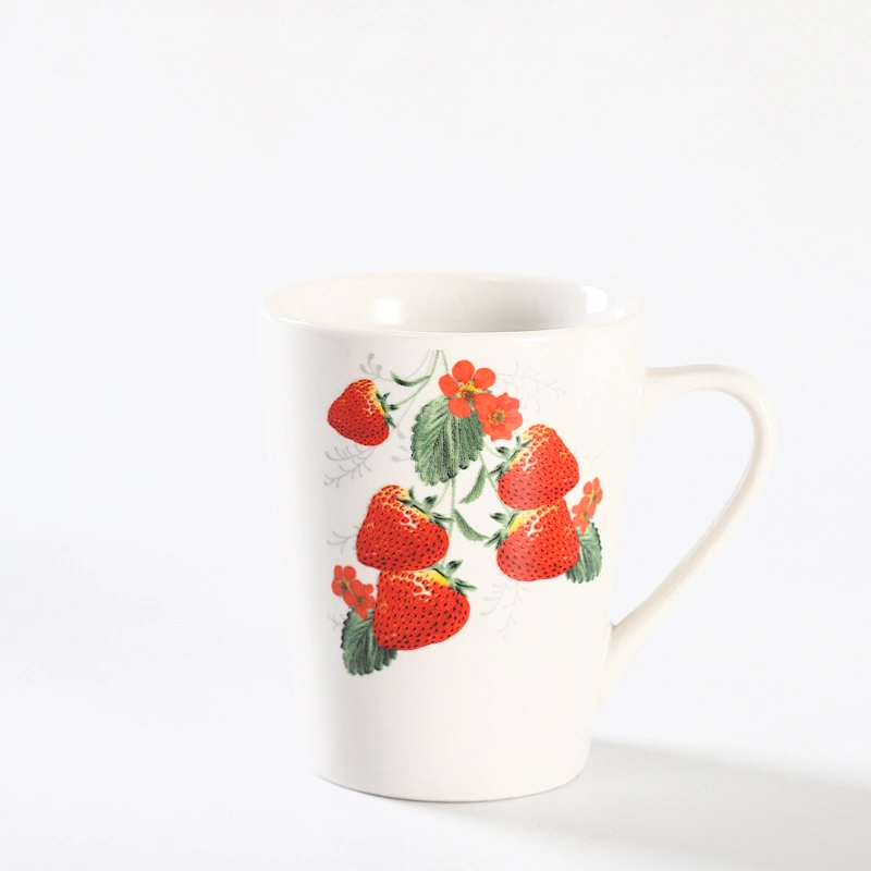 MUG/CUP AND SAUCER