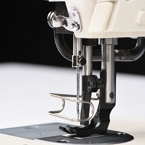 comprehensive feed lockstitch