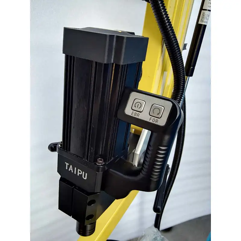 M16 CMA Universal Gear Head Mould Tapping Machine