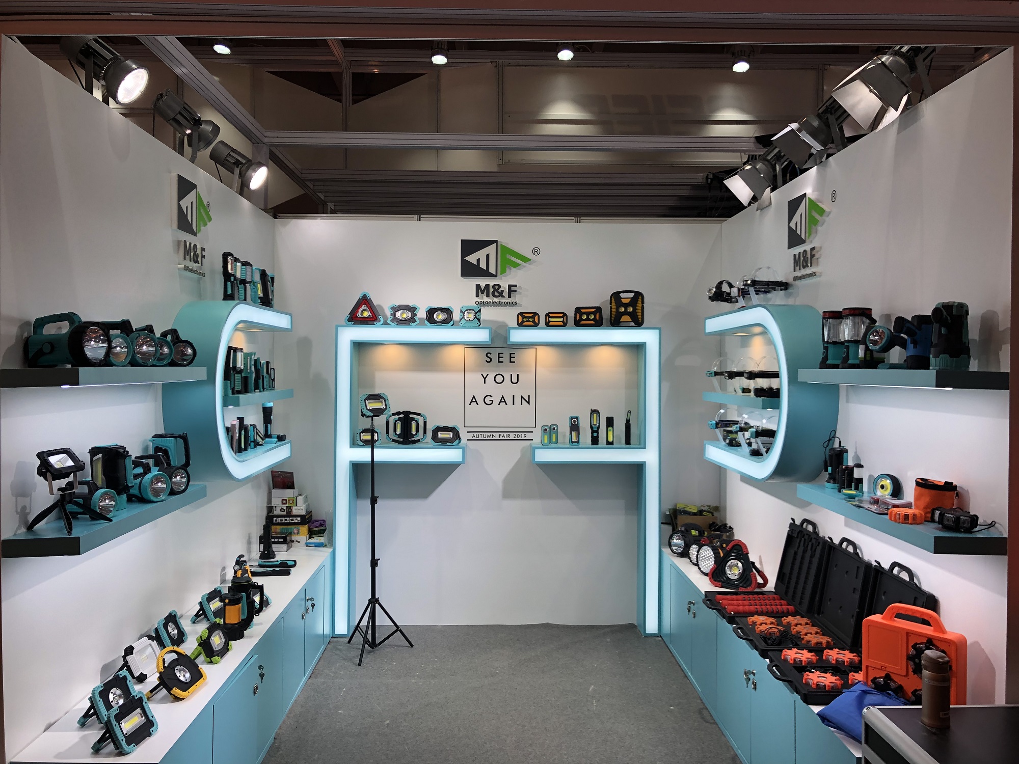 aboutus show