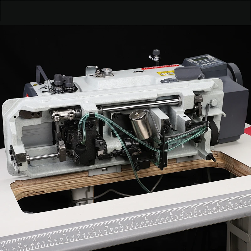 KL-1510N-7 Computerized Compound Feed Heavy Duty Walking Foot Lockstitch sewing