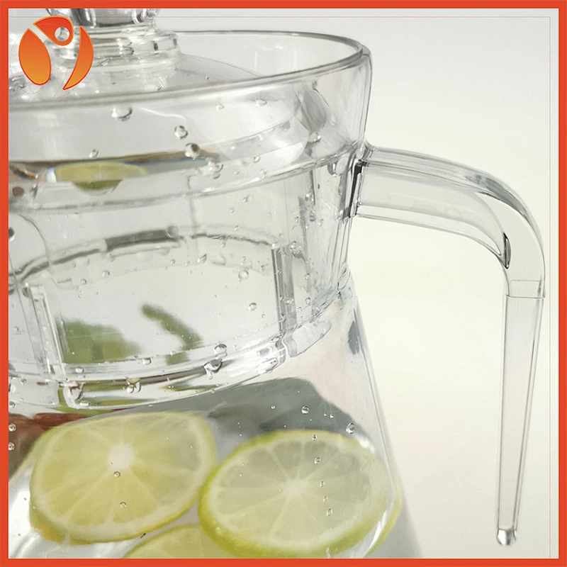 CLEAR PITCHER