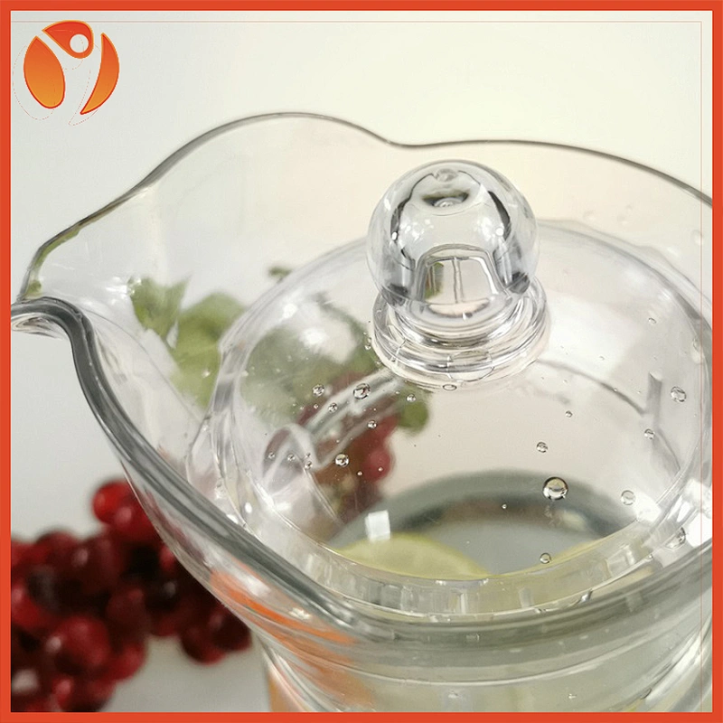 CLEAR PITCHER