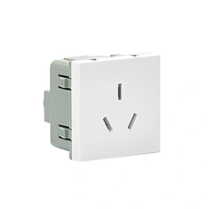 Sinoamigo F4/China Three Pin Socket