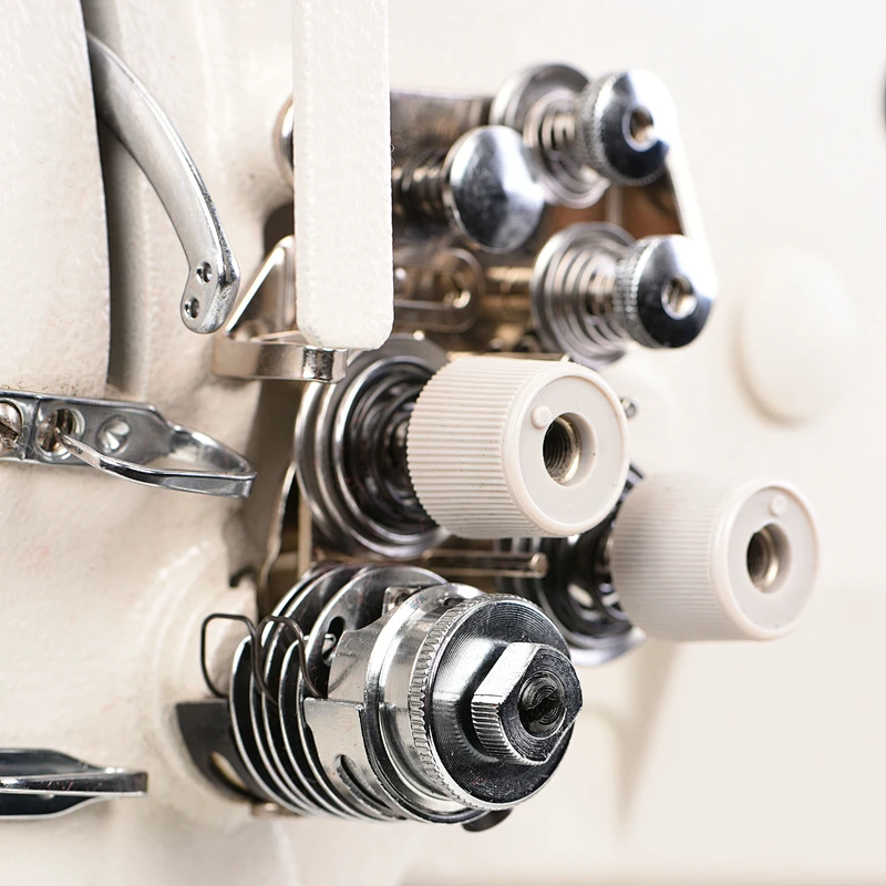KL-20618-2-4D Computerized Compound Feed Double Needle Lockstitch Walking Foot