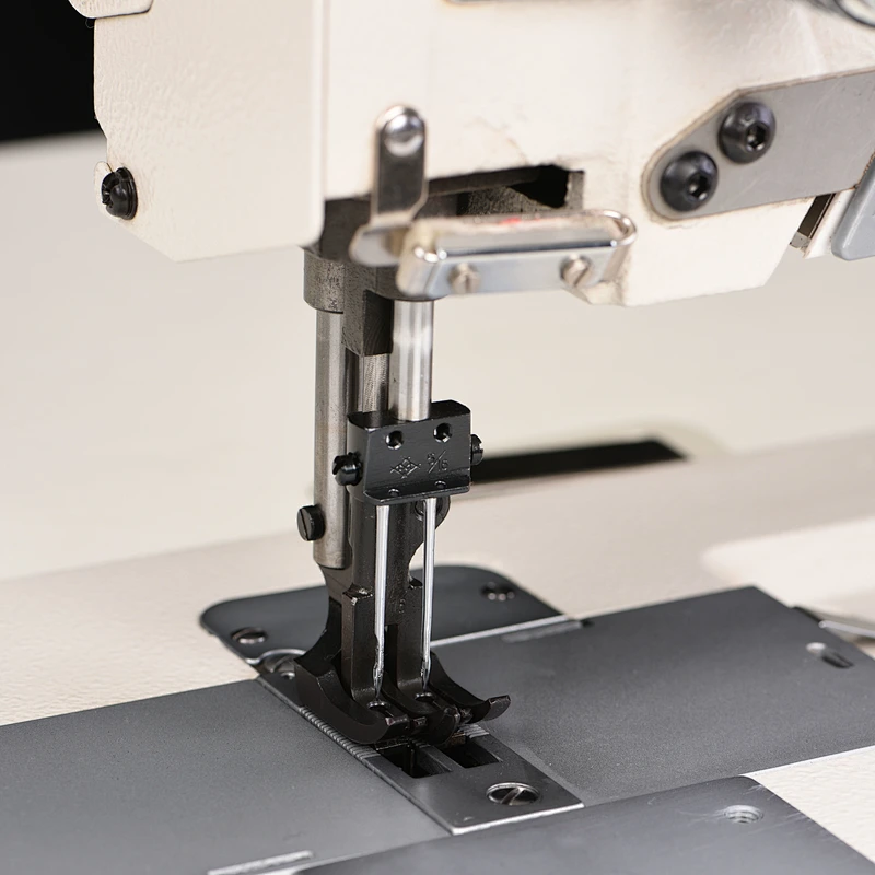 KL-20618-2-4D Computerized Compound Feed Double Needle Lockstitch Walking Foot