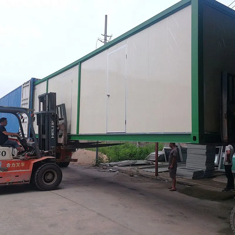 Las casas prefabricadas de GZXINCHENG albergan un contenedor de paquete plano con alta calidad para la construcción