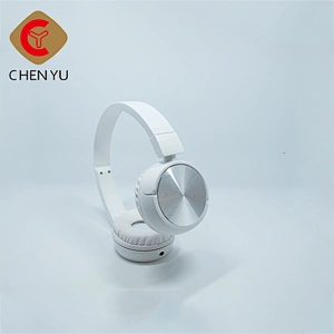 China wholesale sound performance on-ear earphones wired headphone