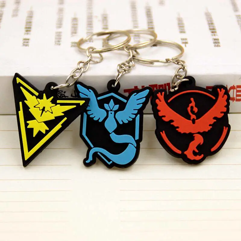 Factory wholesale promotional gifts christmas bestselling keychain go pokemon card key ring