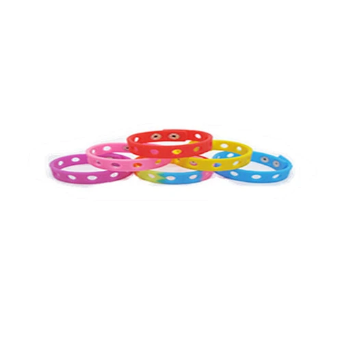 Hot sale plastic buttons silicone bracelet