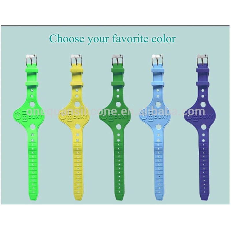 promotional silicone rubber key holder bracelet ,factory key holder wristband