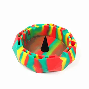 128x128x32 mm Silicone Ashtray Eco-friendly Portable Unbreakable Luxury Outdoor Man Ashtray