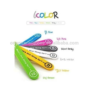 2015 new silicone clip holder for memo with custom logo silicone snack clip magnet